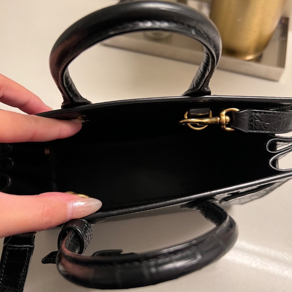 Saint Laurent Hand Bag - Picture 3 of 4